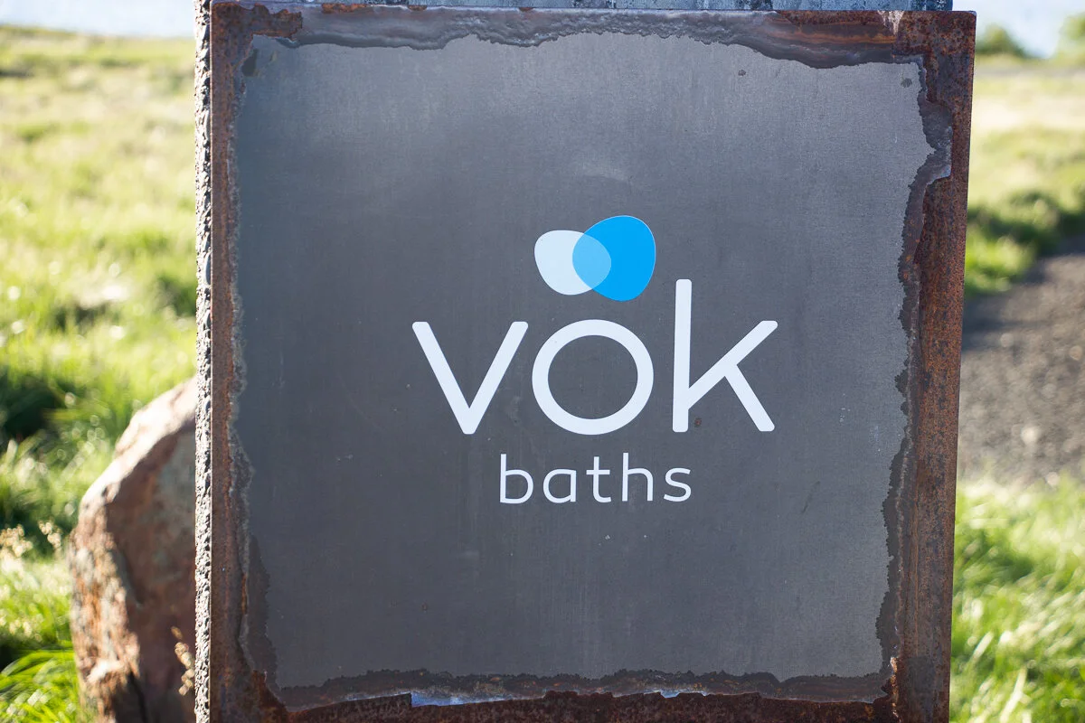 enseigne de "Vök baths"