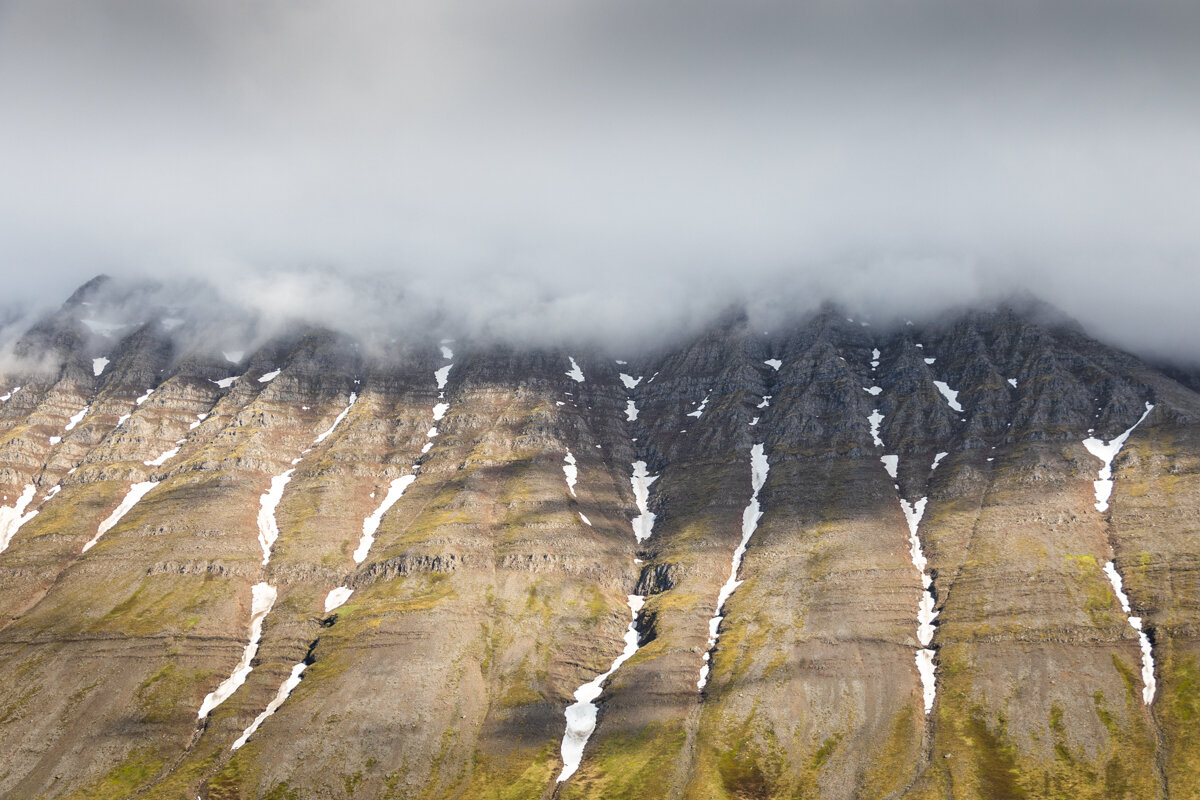 Paysage de montagnes autour de Isafjordur