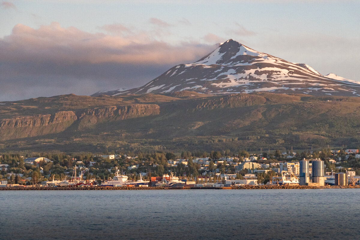 Panorama sur Akureyri depuis le fjord