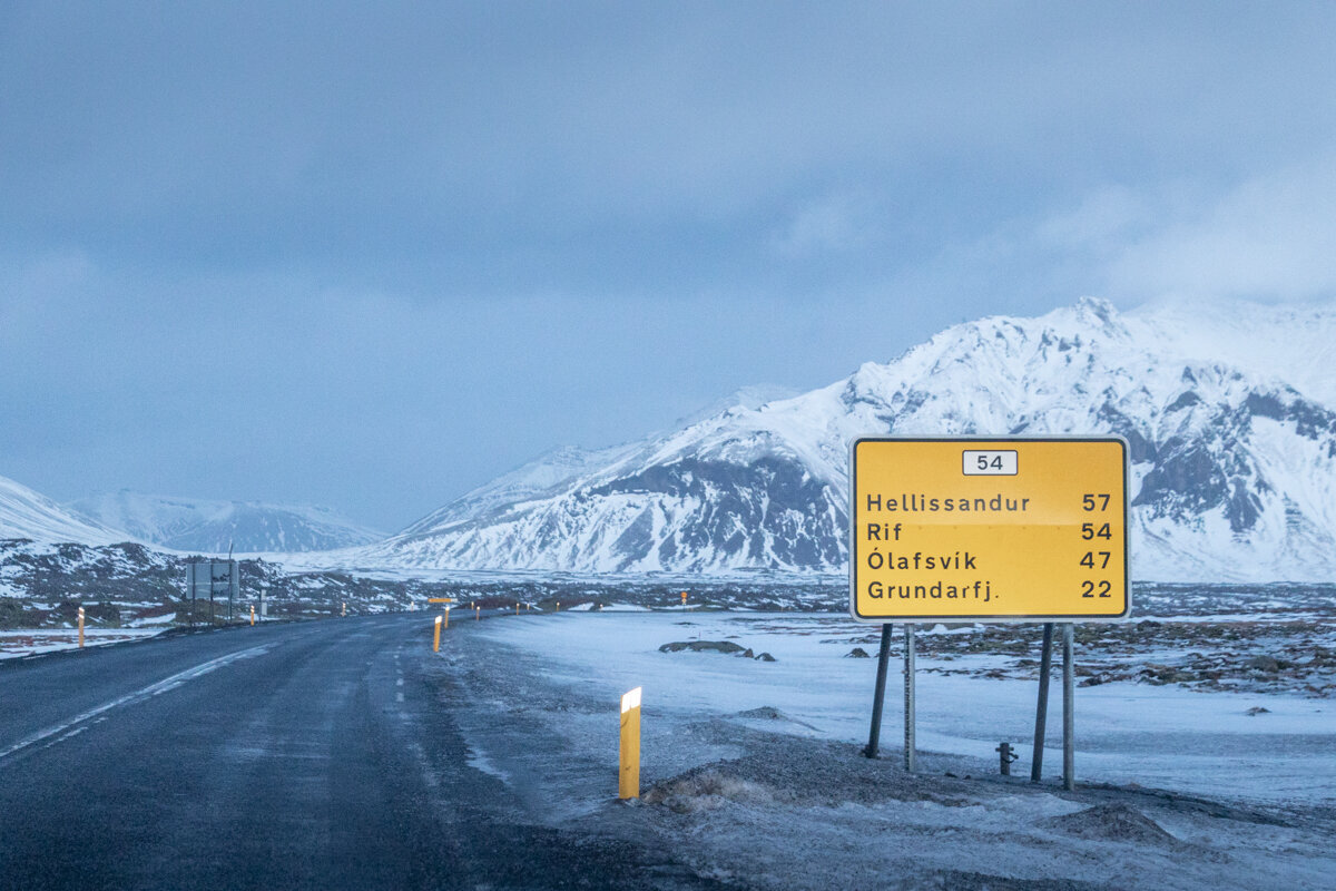 Route enneigée dans la péninsule de Snaefellsnes