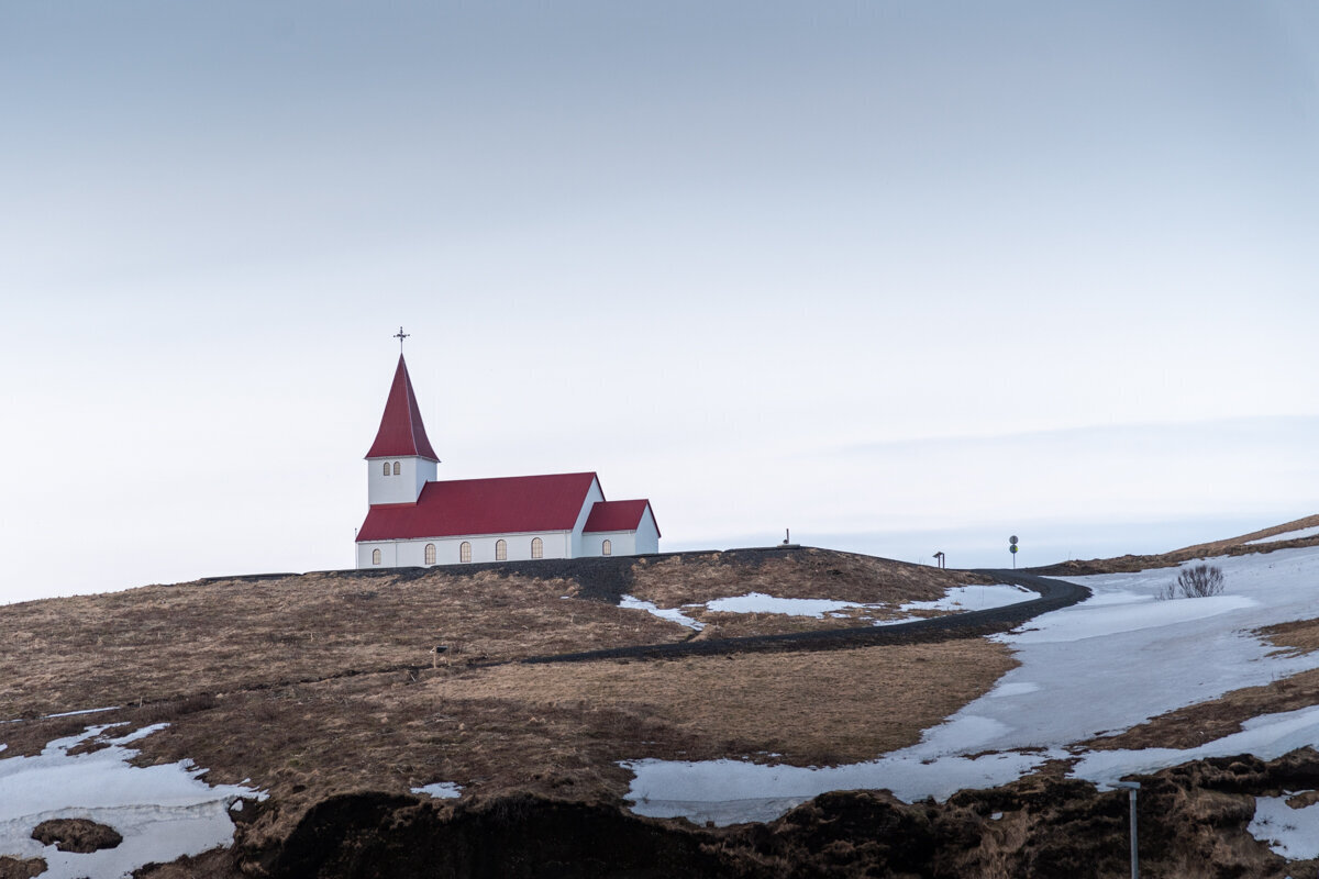 Eglise de Vik sur sa colline