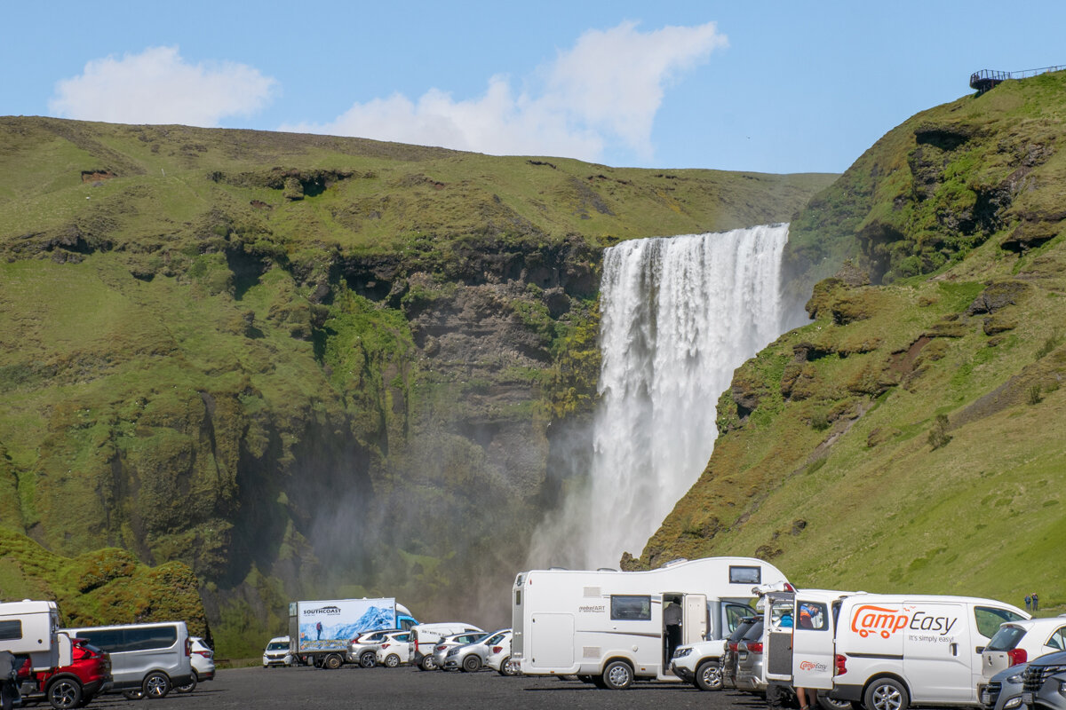 Parking de Skogafoss