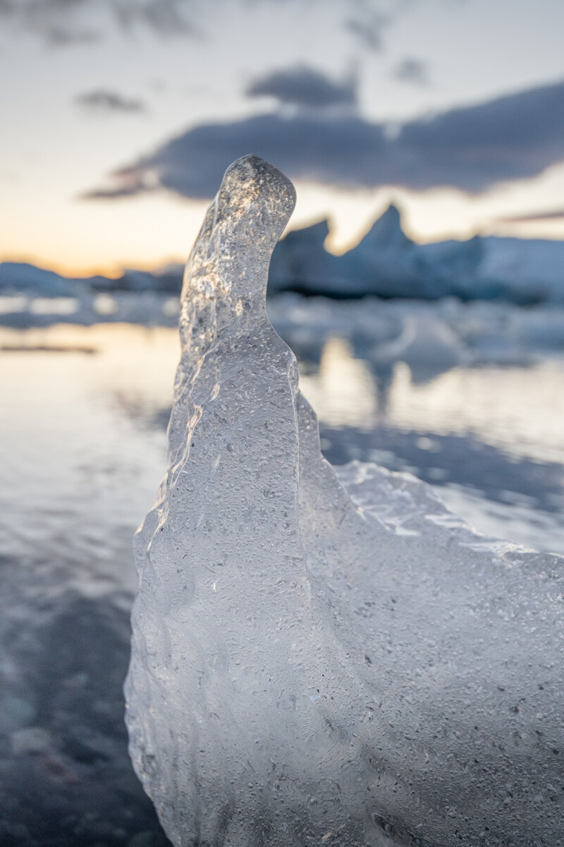 Un bloc de glace à Jokulsarlon