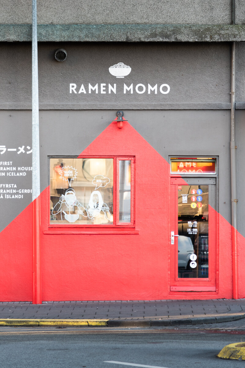 Façade du Ramen Momo à Reykjavik